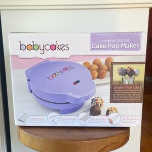 NIB Babycakes Cake Pop Maker